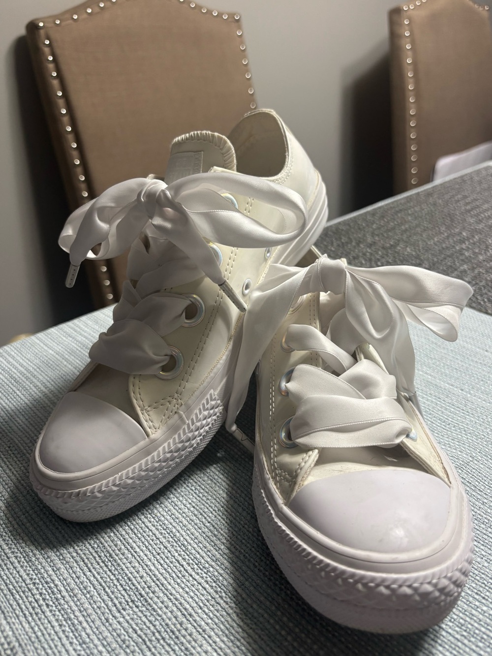 Classic Women's Converse White Low-Top Sneakers with Satin Ribbon Laces